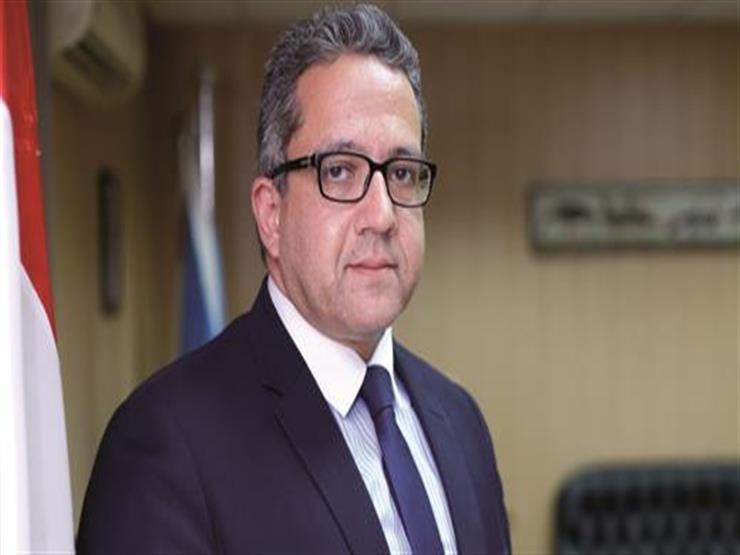 وزير السياحة يضع خطه إستراتيجية للنهوض بالسياحة في مصر