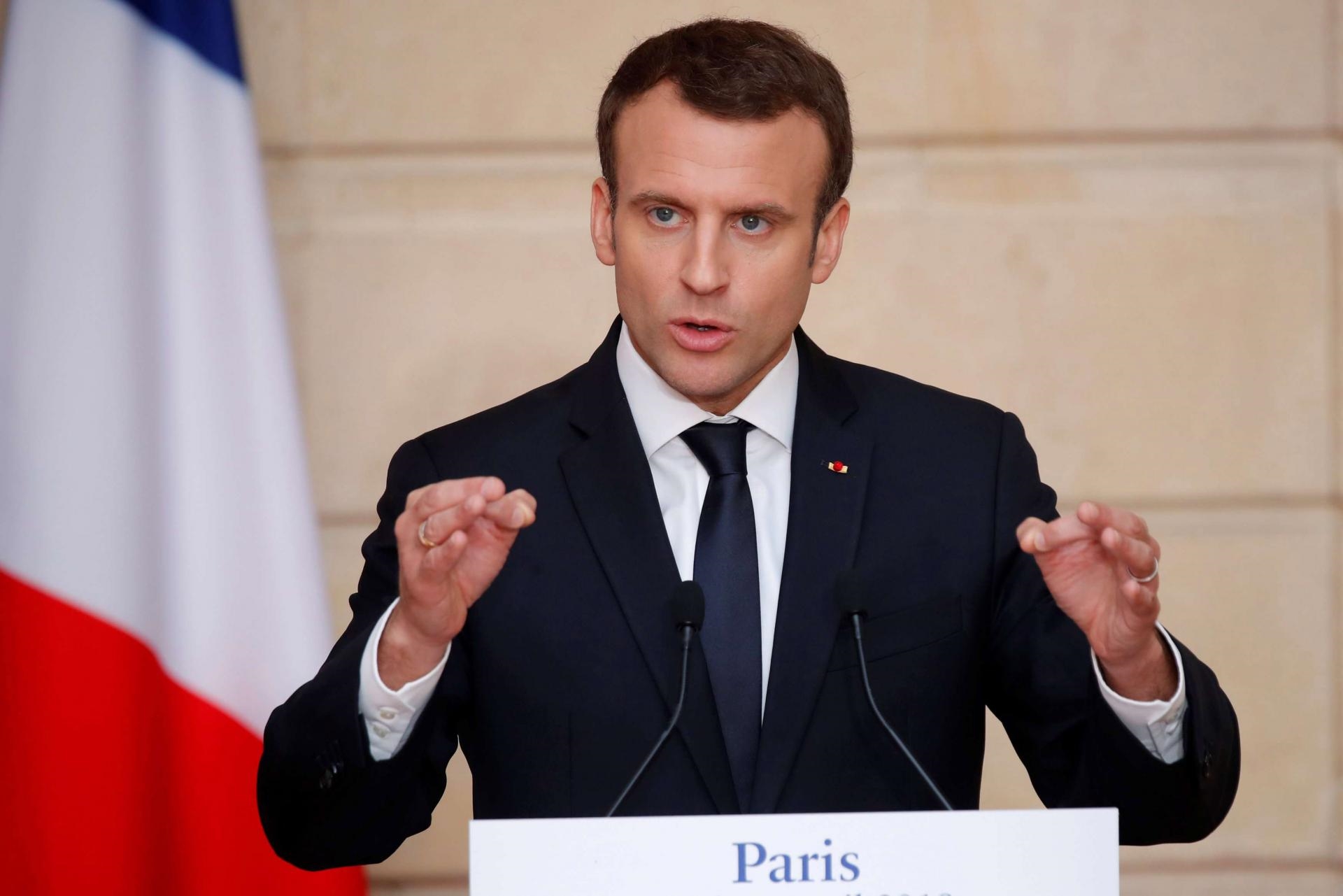 تصريحات الرئاسة الفرنسية تخطط لتنفيذ عقوبات أخرى على دولة روسيا